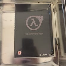 Half-Life 2 Collector's Edition PC spil i metalkasse (Rare/Sjœlden)