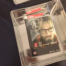 Half-Life 2 Collector's Edition PC spil i metalkasse (Rare/Sjœlden)